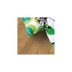 Pergo Classic Plank 0V - 2/3-strip Elegant Oak, 3-strip Laminat Gulv L0241-01789 -Moland.dk Butik pergo classic plank 0v 23 strip elegant oak 3 strip laminat gulv l0241 01789 2