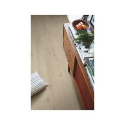 Pergo Modern Plank Premium Click Sand Beach Oak Vinylgulv V2131-40103 -Moland.dk Butik pergo modern plank premium click sand beach oak vinylgulv v2131 40103 1